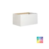 Stilvolle Badezimmer Inspiration mit beigem Waschtischunterschrank mit Innenschublade, Oberschrank, offenem Regal, ovalem Spiegel mit Beleuchtung, passenden Pendelleuchten, Regal unter dem Spiegel und wandhängendem WC