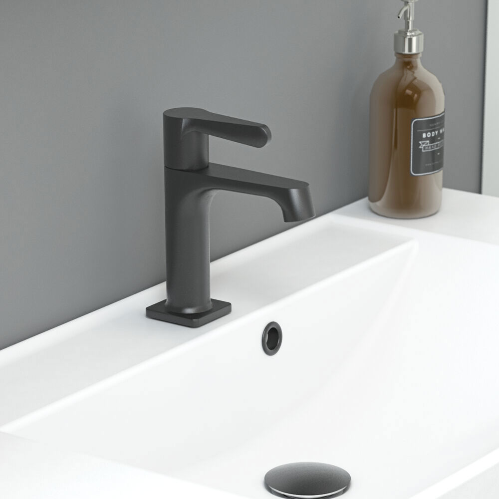 Stilvolle Badezimmer Inspiration mit beigem Waschtischunterschrank mit Innenschublade, Oberschrank, offenem Regal, ovalem Spiegel mit Beleuchtung, passenden Pendelleuchten, Regal unter dem Spiegel und wandhängendem WC