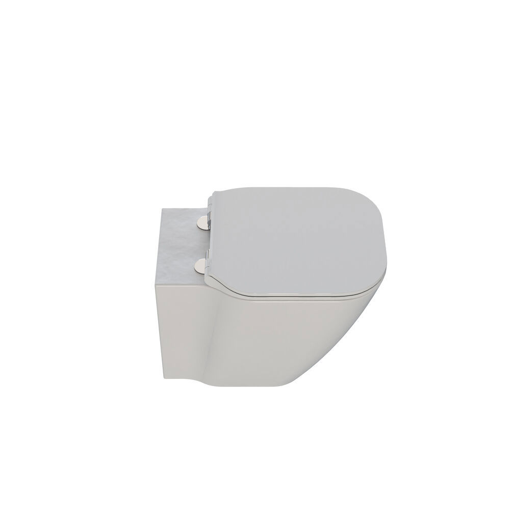 Kleines, stilvolles Badezimmer mit dunkelblauen Wänden, weichen gelben Badezimmermöbeln mit Rillen und elegantem rundem Spiegel mit Lampe.