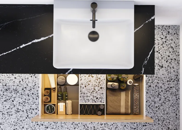 Großes urbanes Badezimmer mit Möbeln aus Eichenholz, Steinplatte mit quadratischem Becken, rundem Spiegel mit schwarzem Rand, Naturfarben und Terrakottaboden für einen industriellen und modernen Look